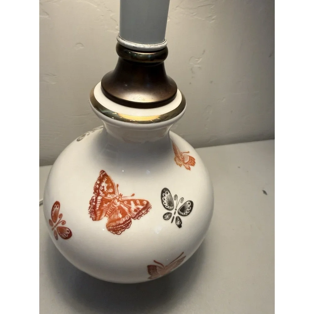 Vintage Butterflies porcelain Accent Lamp 3 Way Light Intensity Shade Estate